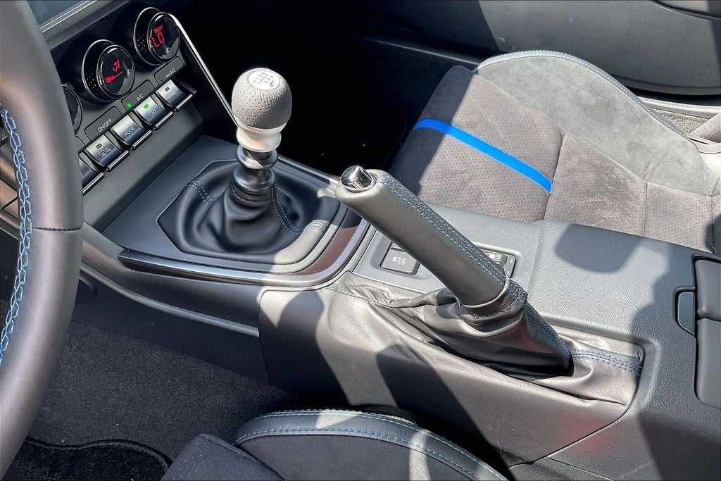 2025 Subaru BRZ tS