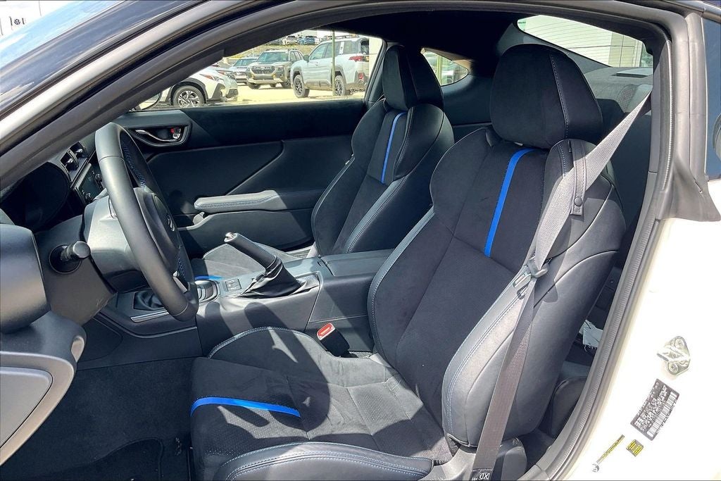 2025 Subaru BRZ tS