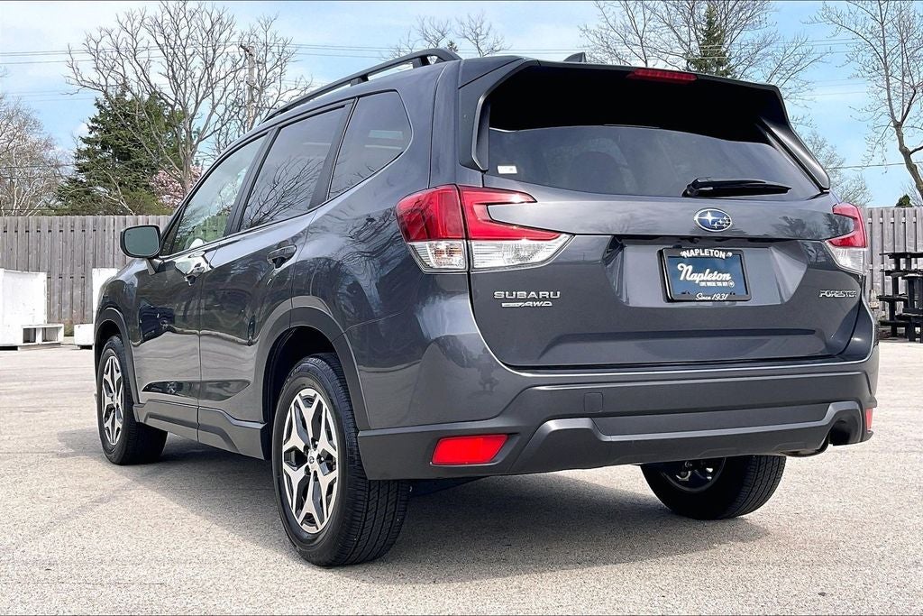 2024 Subaru Forester Premium