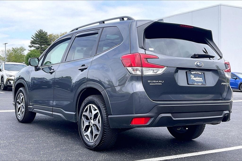 2022 Subaru Forester Premium