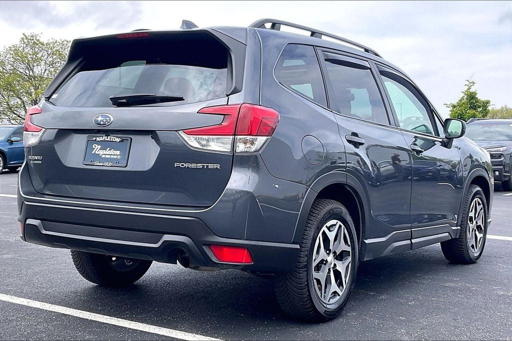 2022 Subaru Forester Premium