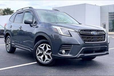 2022 Subaru Forester Premium