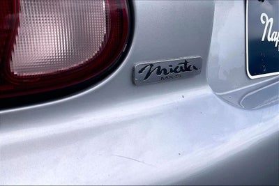 1999 Mazda Mazda Miata Base