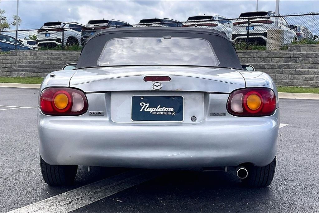 1999 Mazda Mazda Miata Base