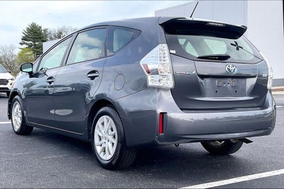 2014 Toyota Prius v Two