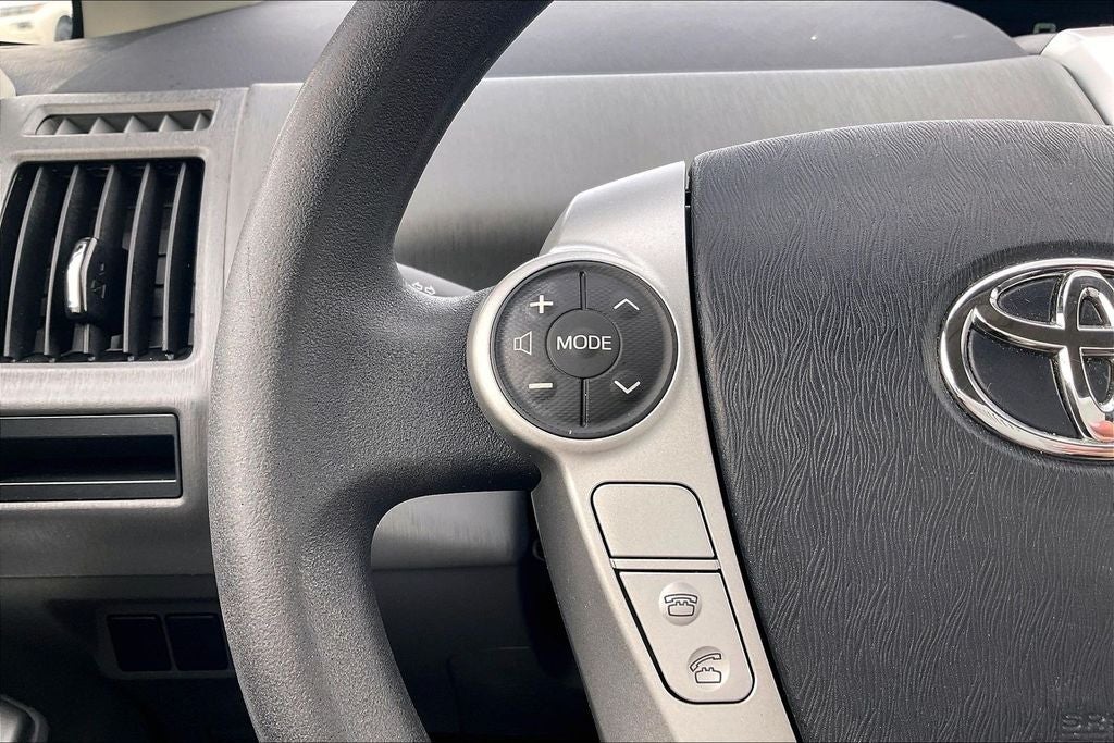 2014 Toyota Prius v Two