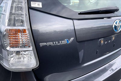 2014 Toyota Prius v Two