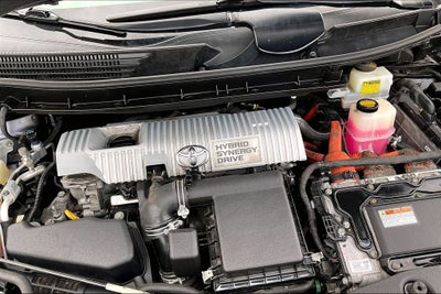 2014 Toyota Prius v Two