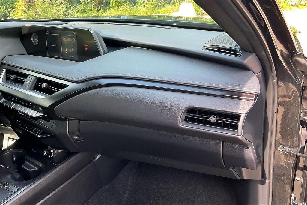 2020 Lexus UX 250h Base