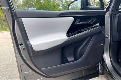 2023 Subaru Solterra Touring
