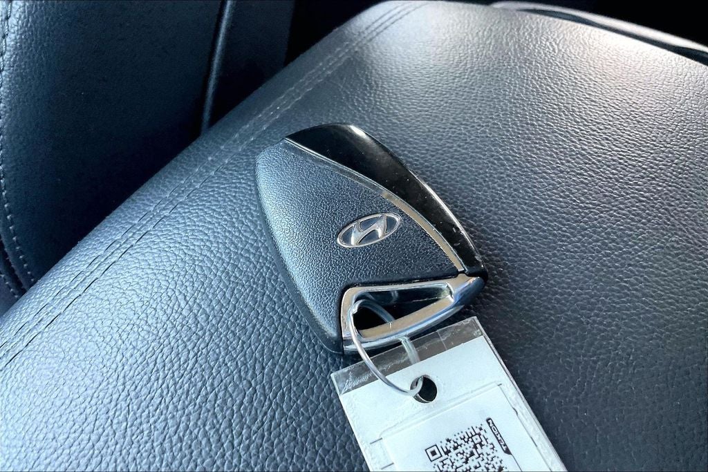 2017 Hyundai Santa Fe Limited Ultimate