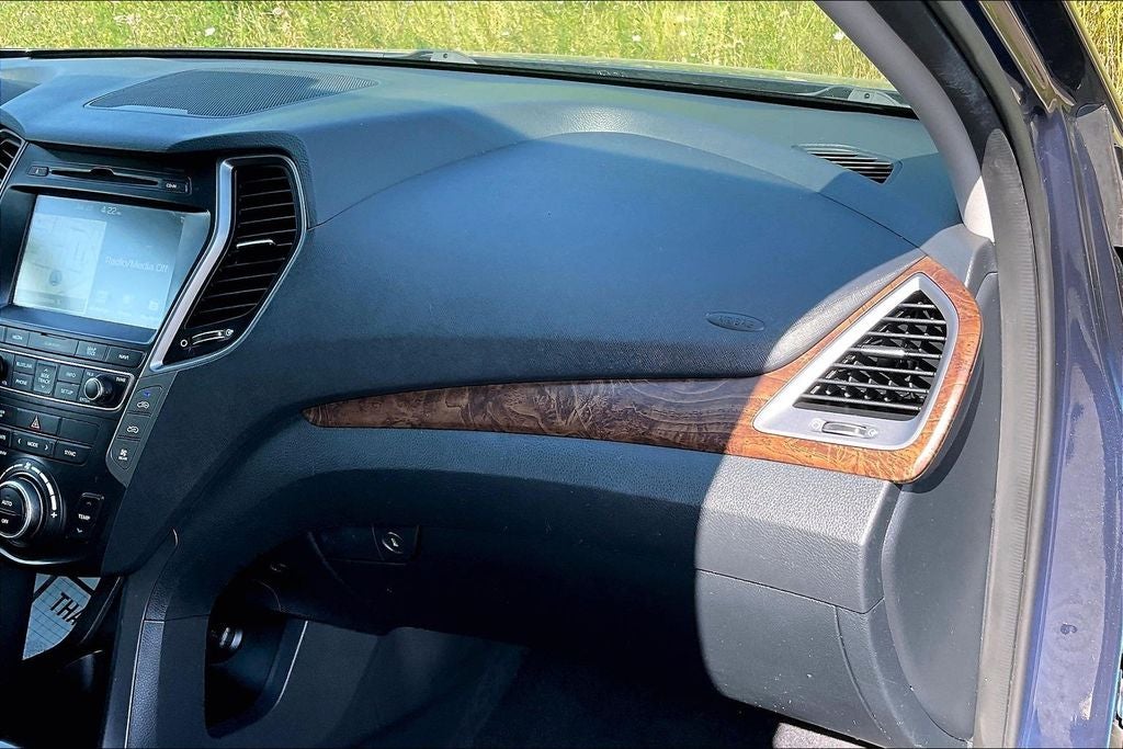 2017 Hyundai Santa Fe Limited Ultimate