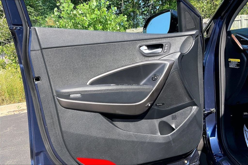2017 Hyundai Santa Fe Limited Ultimate