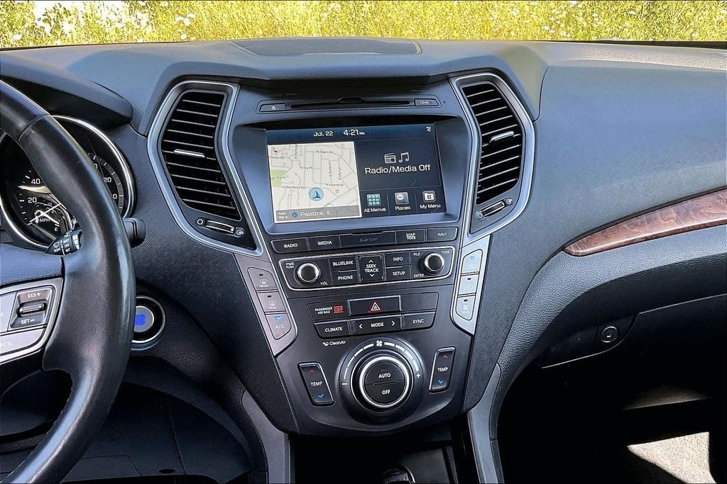 2017 Hyundai Santa Fe Limited Ultimate