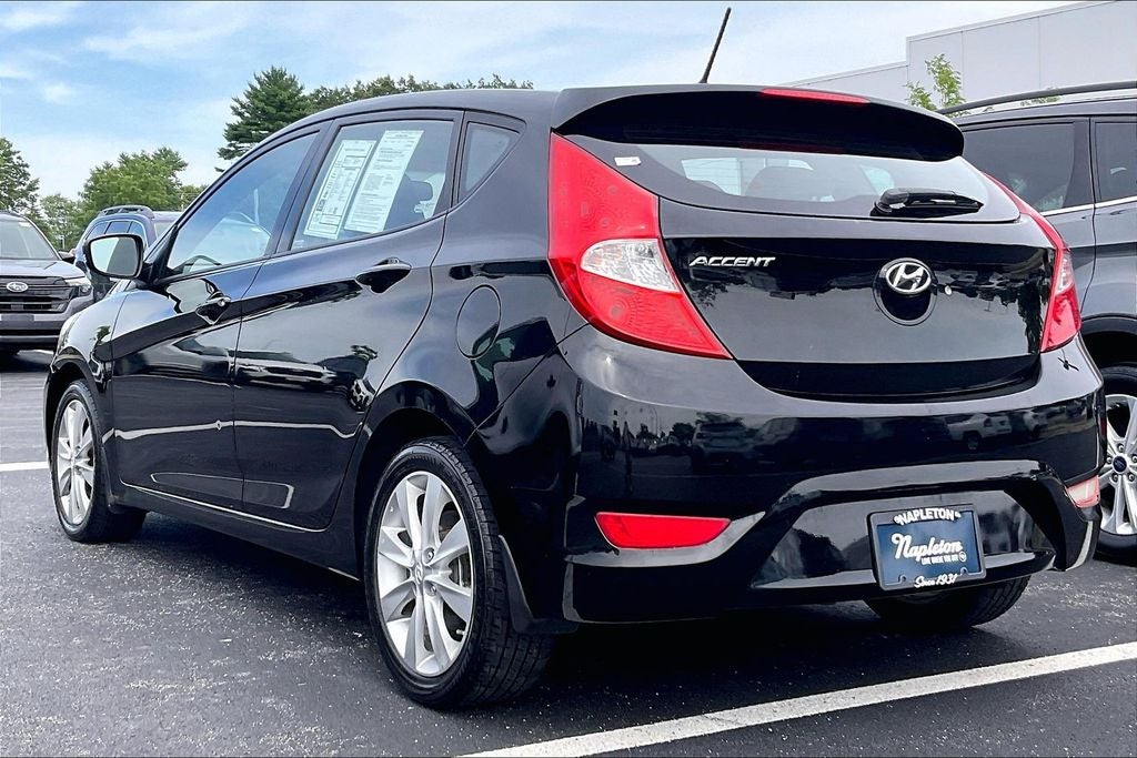 2013 Hyundai Accent SE