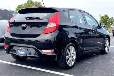 2013 Hyundai Accent SE