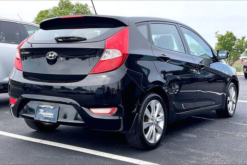 2013 Hyundai Accent SE
