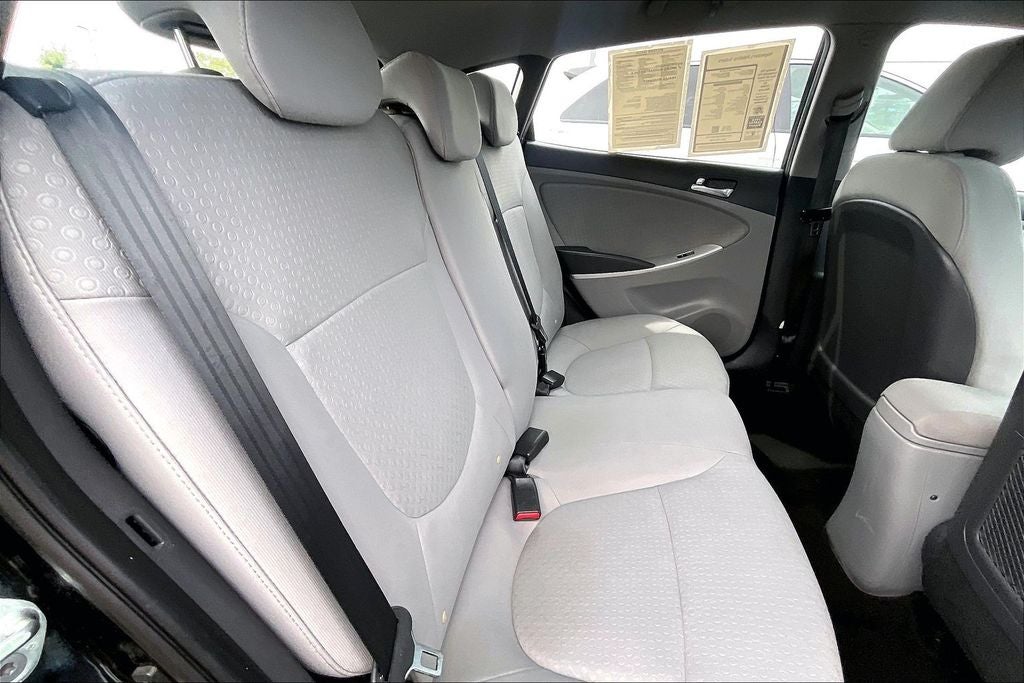 2013 Hyundai Accent SE