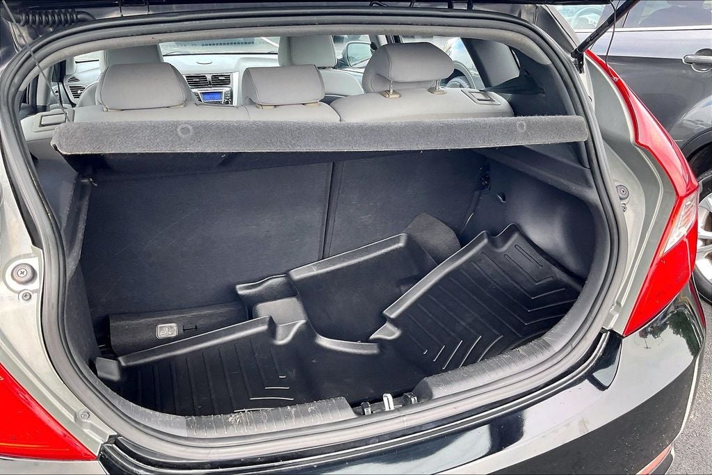 2013 Hyundai Accent SE