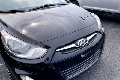 2013 Hyundai Accent SE