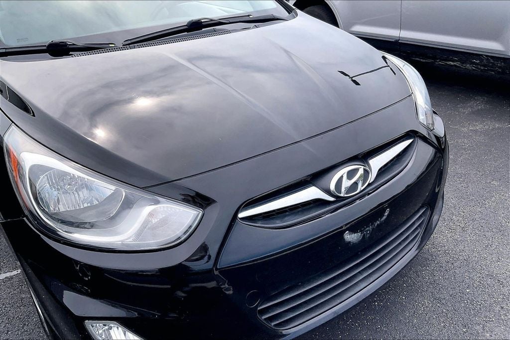 2013 Hyundai Accent SE