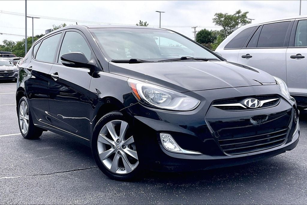 2013 Hyundai Accent SE