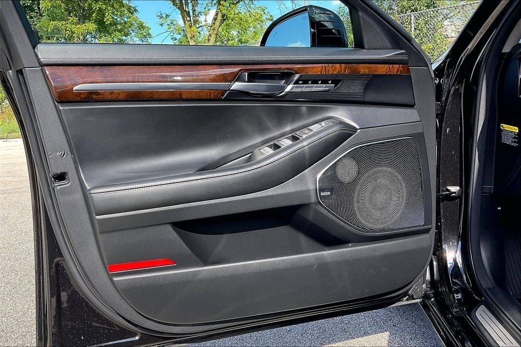 2018 Genesis G90 3.3T Premium