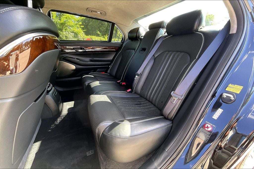2018 Genesis G90 3.3T Premium