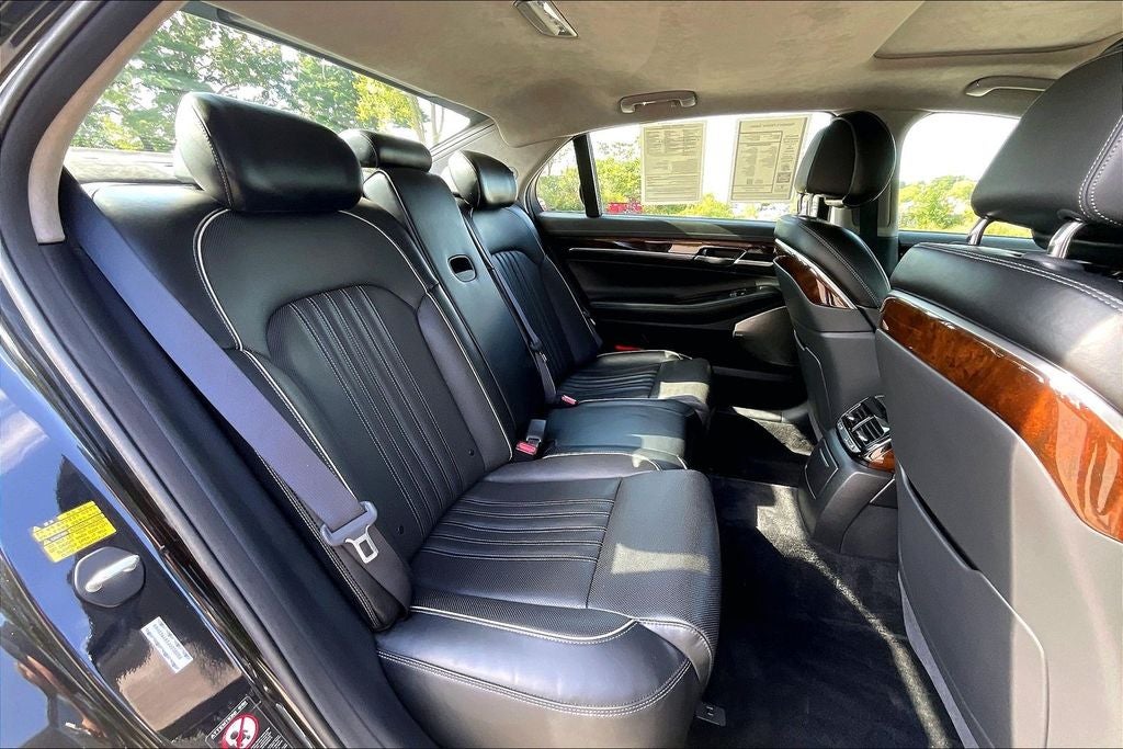 2018 Genesis G90 3.3T Premium