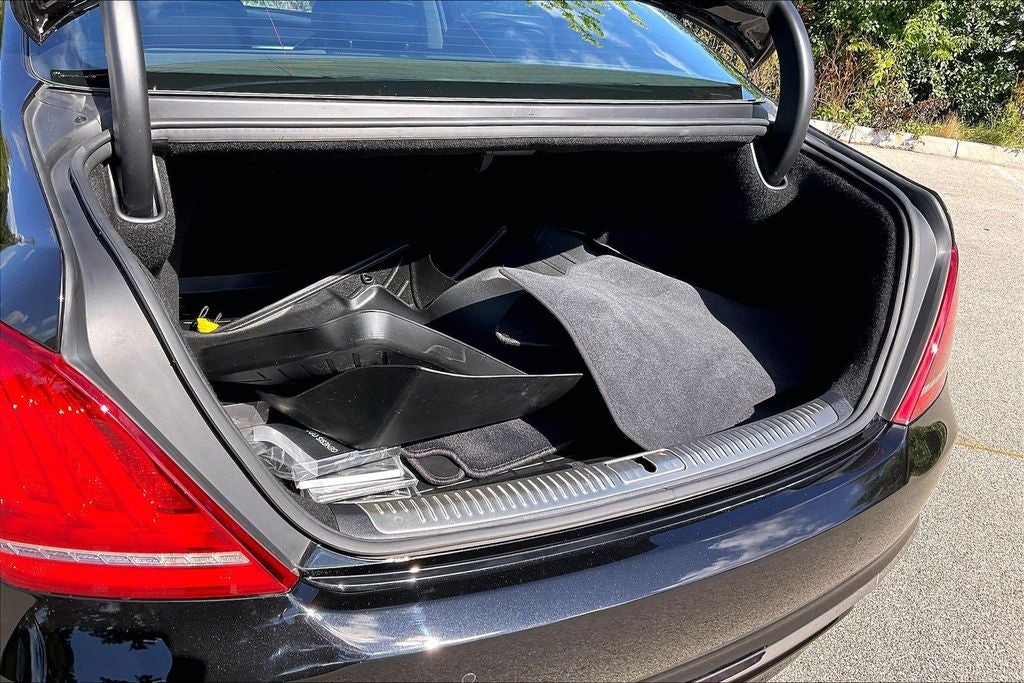 2018 Genesis G90 3.3T Premium