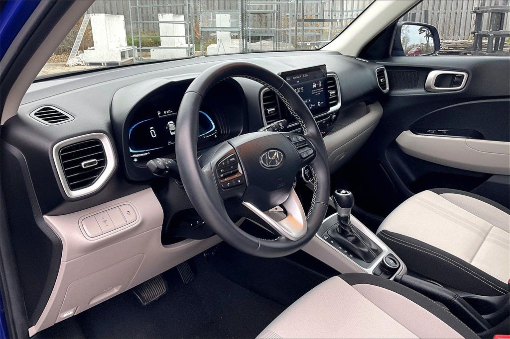 2023 Hyundai Venue SEL