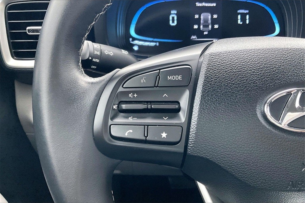 2023 Hyundai Venue SEL