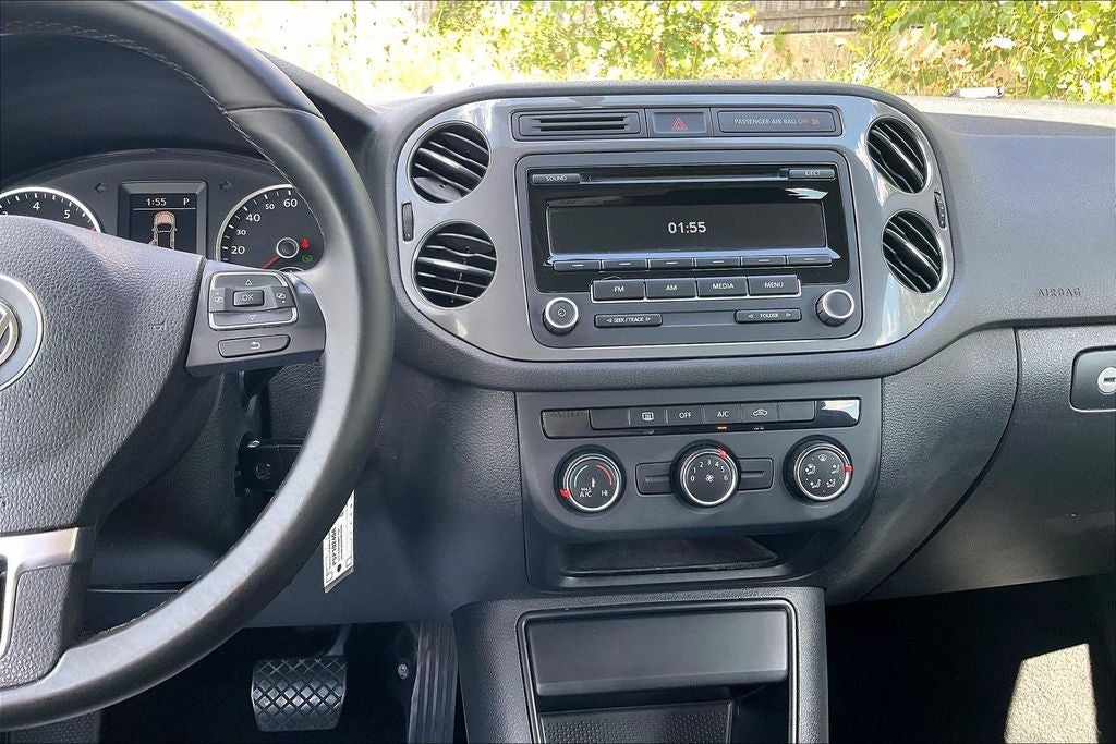 2013 Volkswagen Tiguan S 4Motion