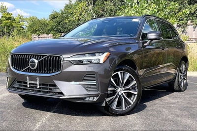 2022 Volvo XC60 B5 Momentum