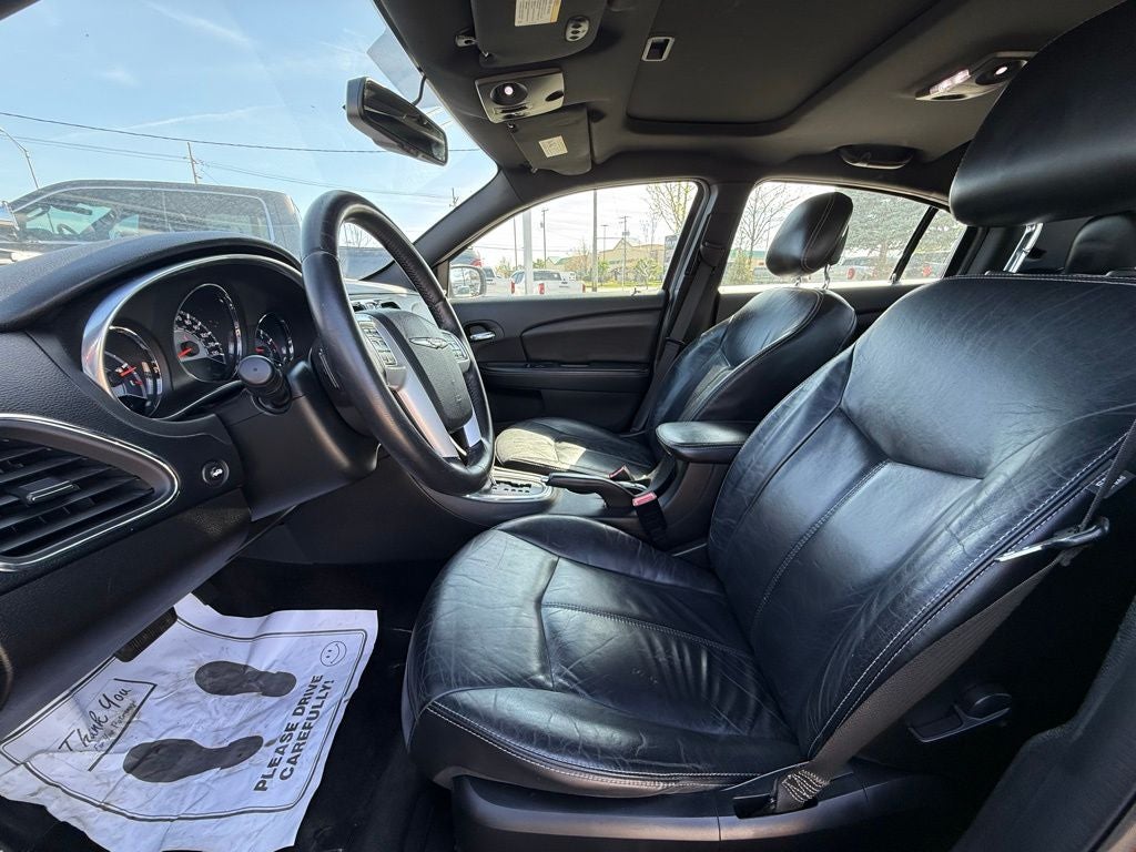 2013 Chrysler 200 Limited