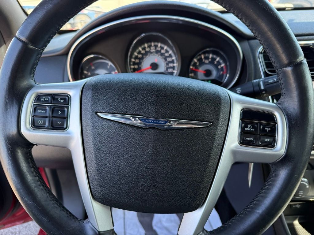 2013 Chrysler 200 Limited