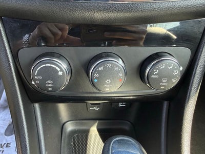 2013 Chrysler 200 Limited