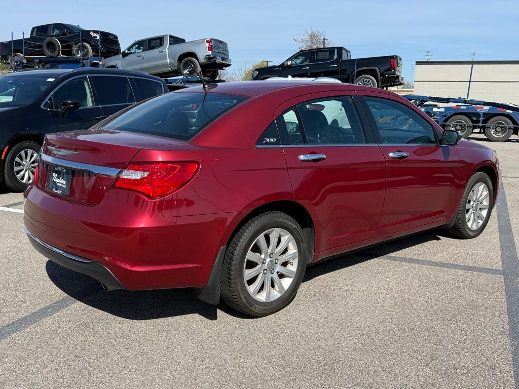 2013 Chrysler 200 Limited