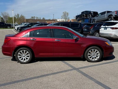 2013 Chrysler 200 Limited
