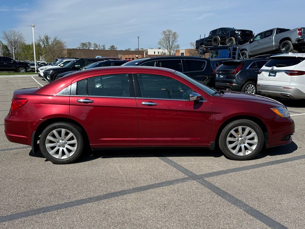 2013 Chrysler 200 Limited
