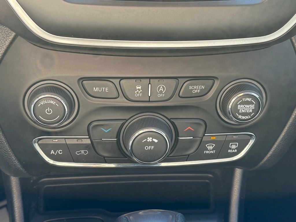 2019 Jeep Cherokee Latitude