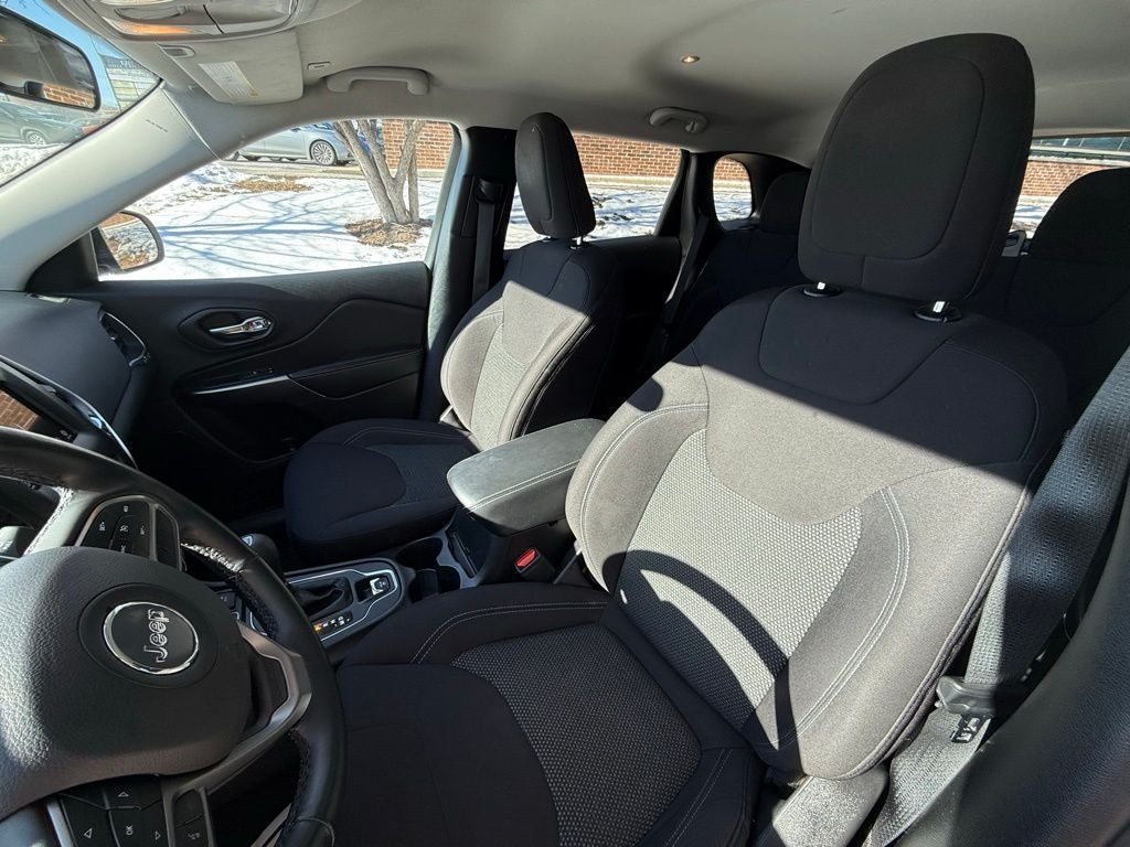 2019 Jeep Cherokee Latitude