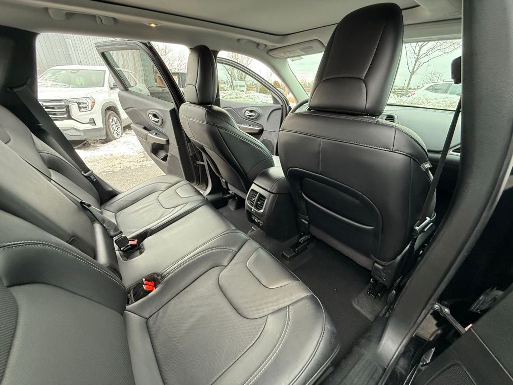 2022 Jeep Cherokee Latitude Lux