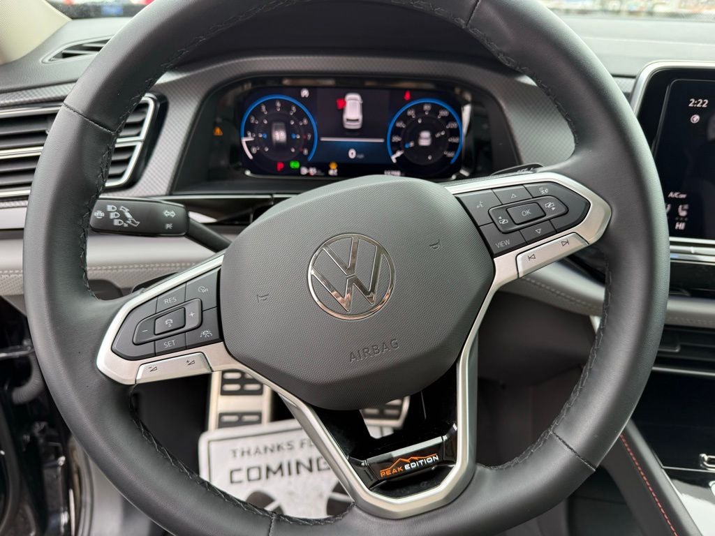 2024 Volkswagen Atlas 2.0T Peak Edition SE w/Technology