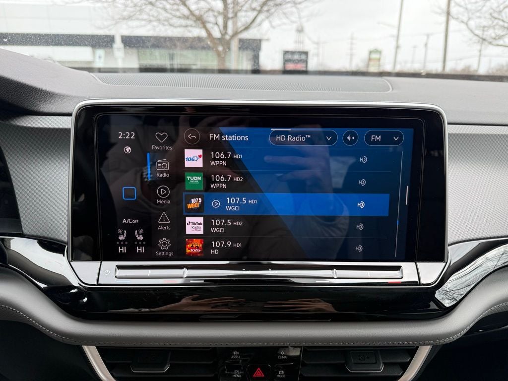 2024 Volkswagen Atlas 2.0T Peak Edition SE w/Technology