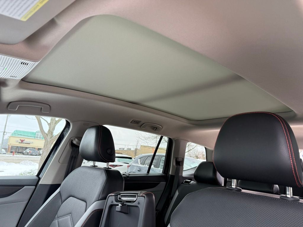 2024 Volkswagen Atlas 2.0T Peak Edition SE w/Technology