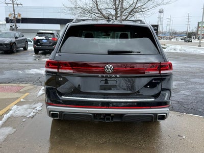 2024 Volkswagen Atlas 2.0T Peak Edition SE w/Technology