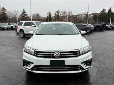 2019 Volkswagen Passat 2.0T SE R-Line