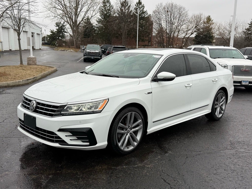 2019 Volkswagen Passat 2.0T SE R-Line