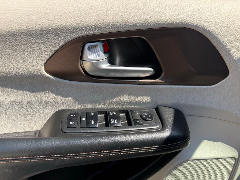 2018 Chrysler Pacifica Touring L